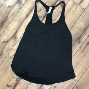 lululemon SZ 8 scallop edge racer back tank
